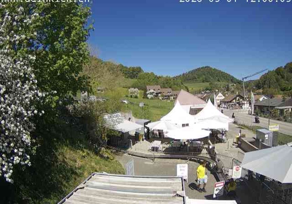 cam02.jpg