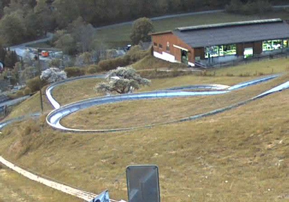 cam03-l.jpg